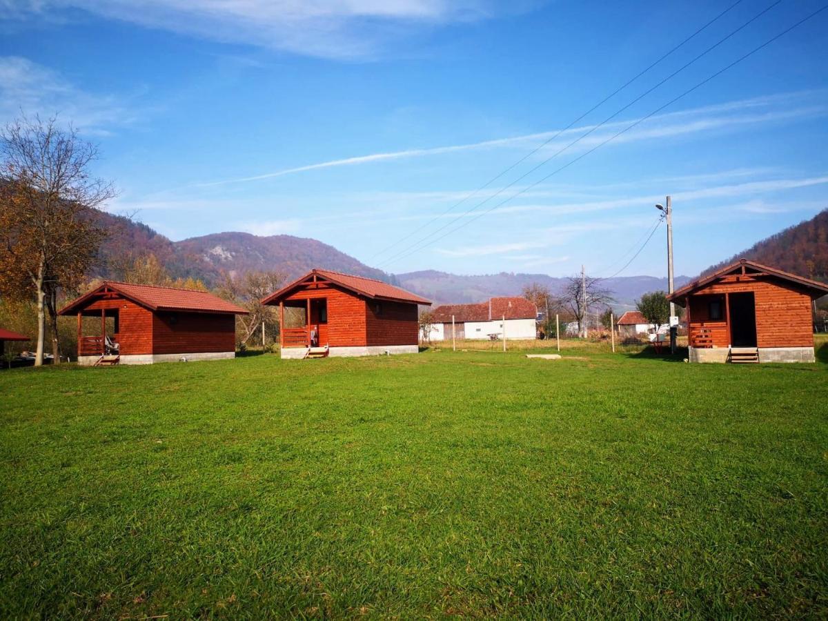 Casute Zavoi Bulz Villa Exterior foto