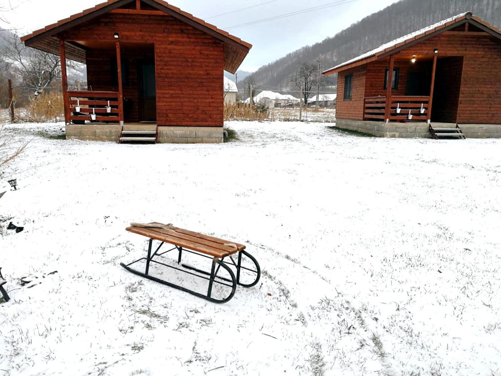 Casute Zavoi Bulz Villa Exterior foto