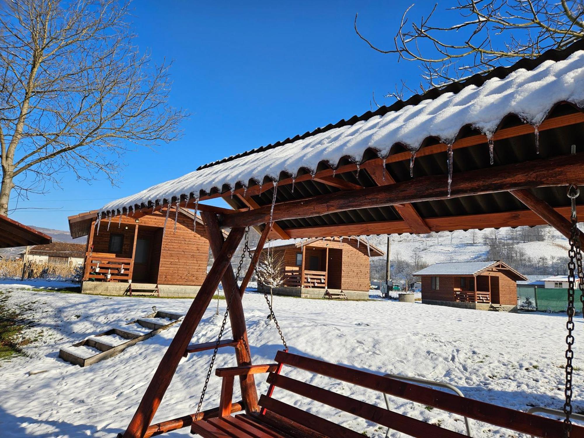 Casute Zavoi Bulz Villa Exterior foto